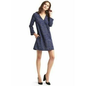 NWOT Gap Vneck Swing Blue Dess Sz XXS